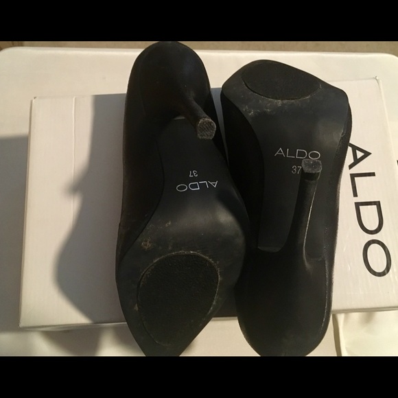 Aldo Soft Leather Black Heels - Picture 3 of 3
